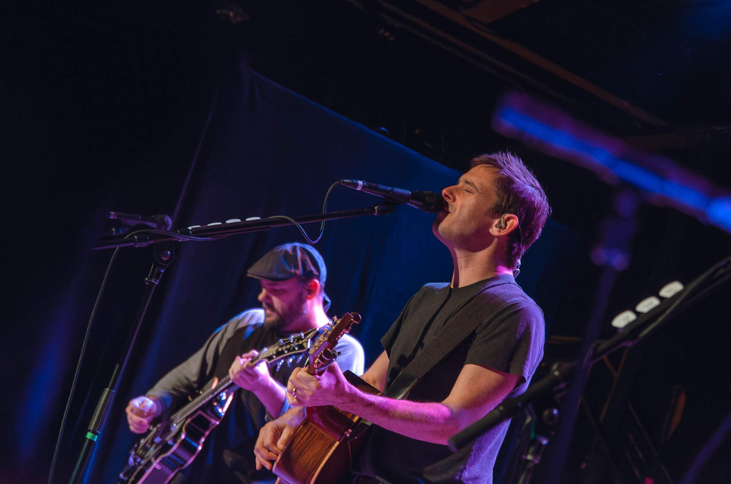 Toad the Wet Sprocket performing at The Majestic in Madison, WI November 22, 2013, photography by Ross Harried for Second Crop Music