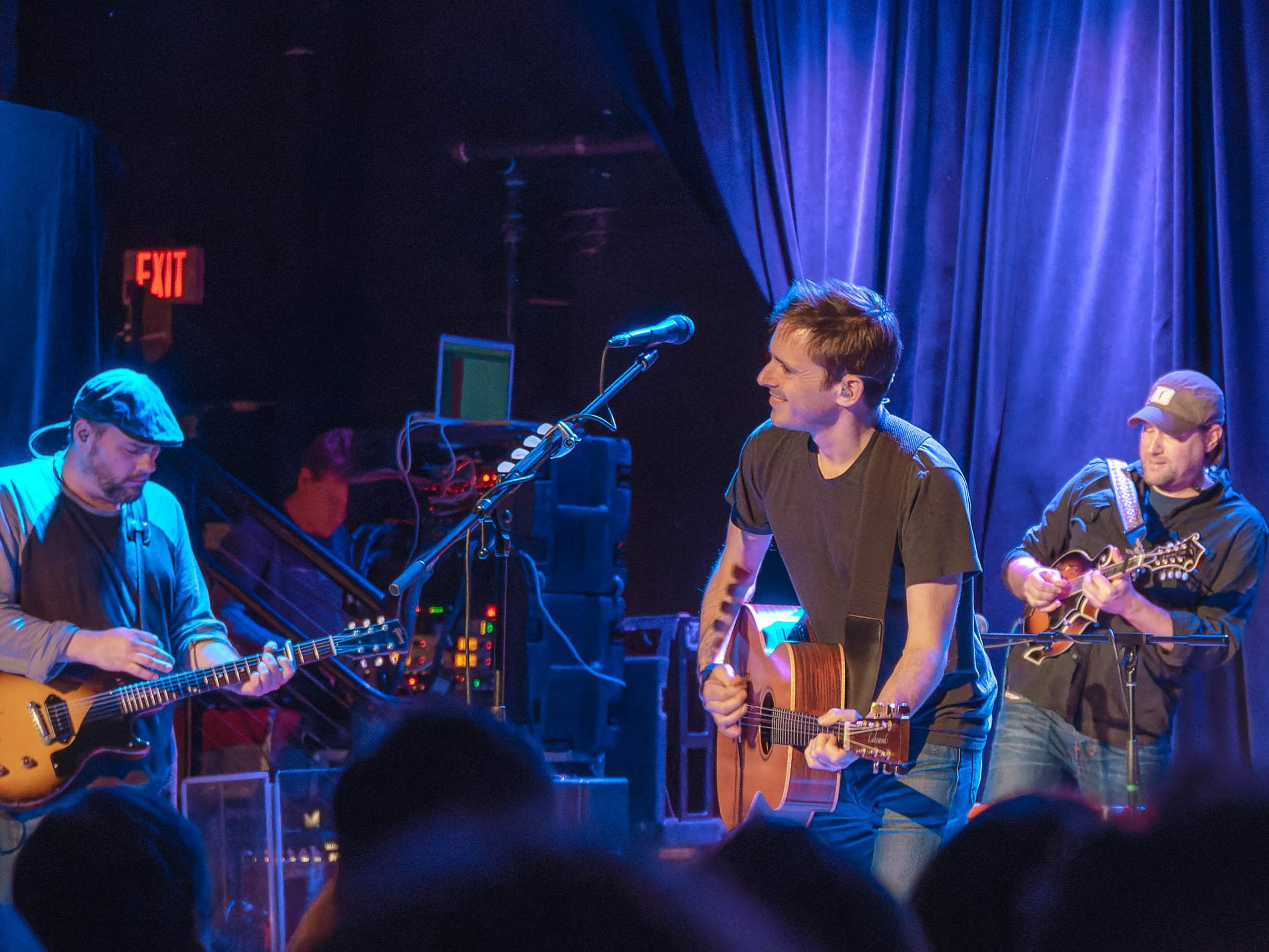 Toad the Wet Sprocket performing at The Majestic in Madison, WI November 22, 2013, photography by Ross Harried for Second Crop Music