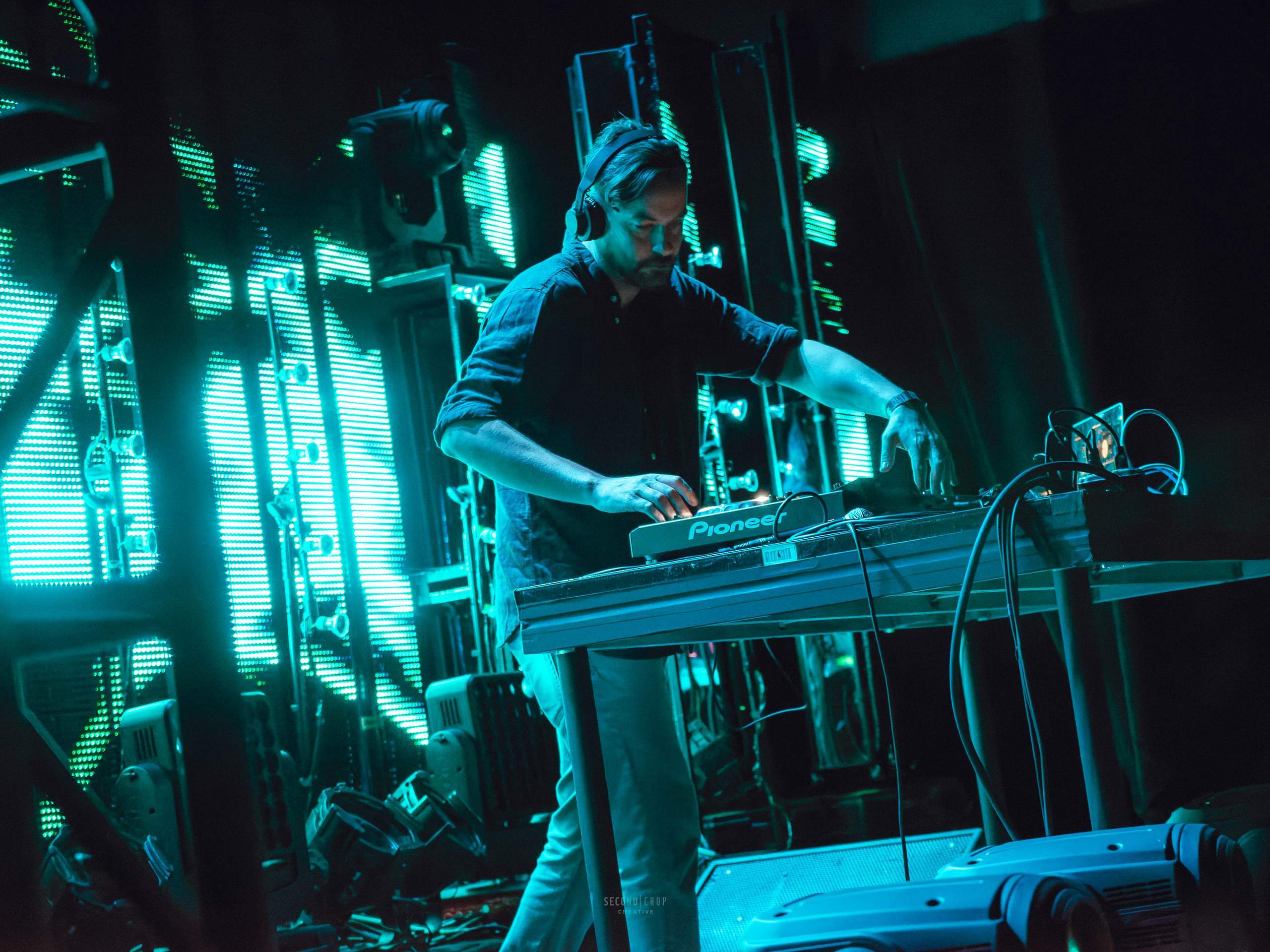 Bonobo performing at The Majestic in Madison, WI September 18th, 2014, photography by Ross Harried for Second Crop Music