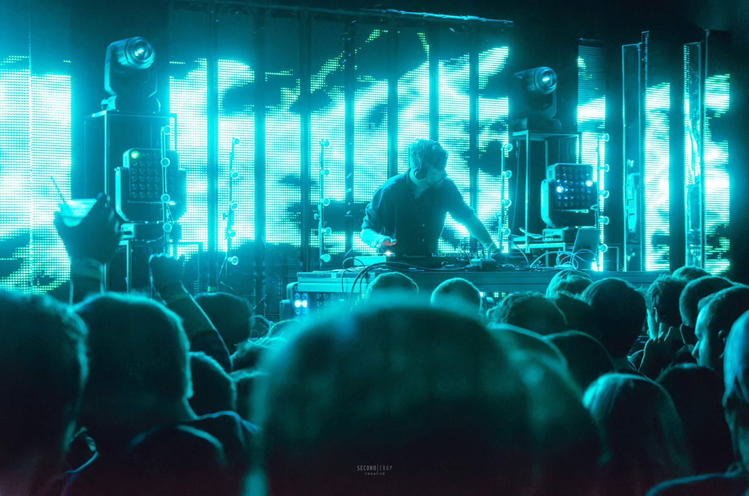 Bonobo performing at The Majestic in Madison, WI September 18th, 2014, photography by Ross Harried for Second Crop Music