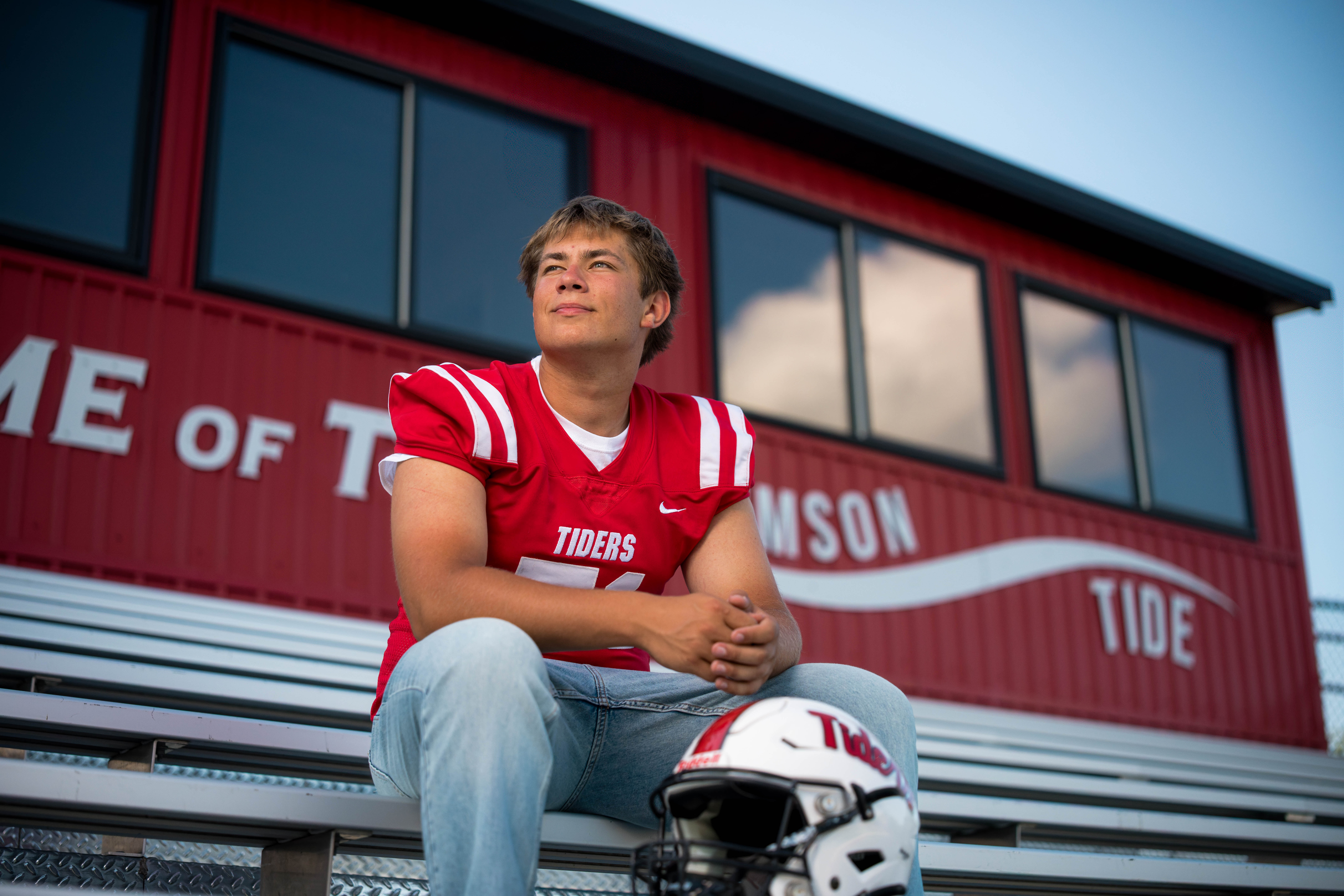 Beckett Johnson poses for senior photos at Edgerton High School in Edgerton, Wisconsin on July 15th, 2025. Johnson will graduate in 2026. Photography by Ross Harried for Second Crop Creative.