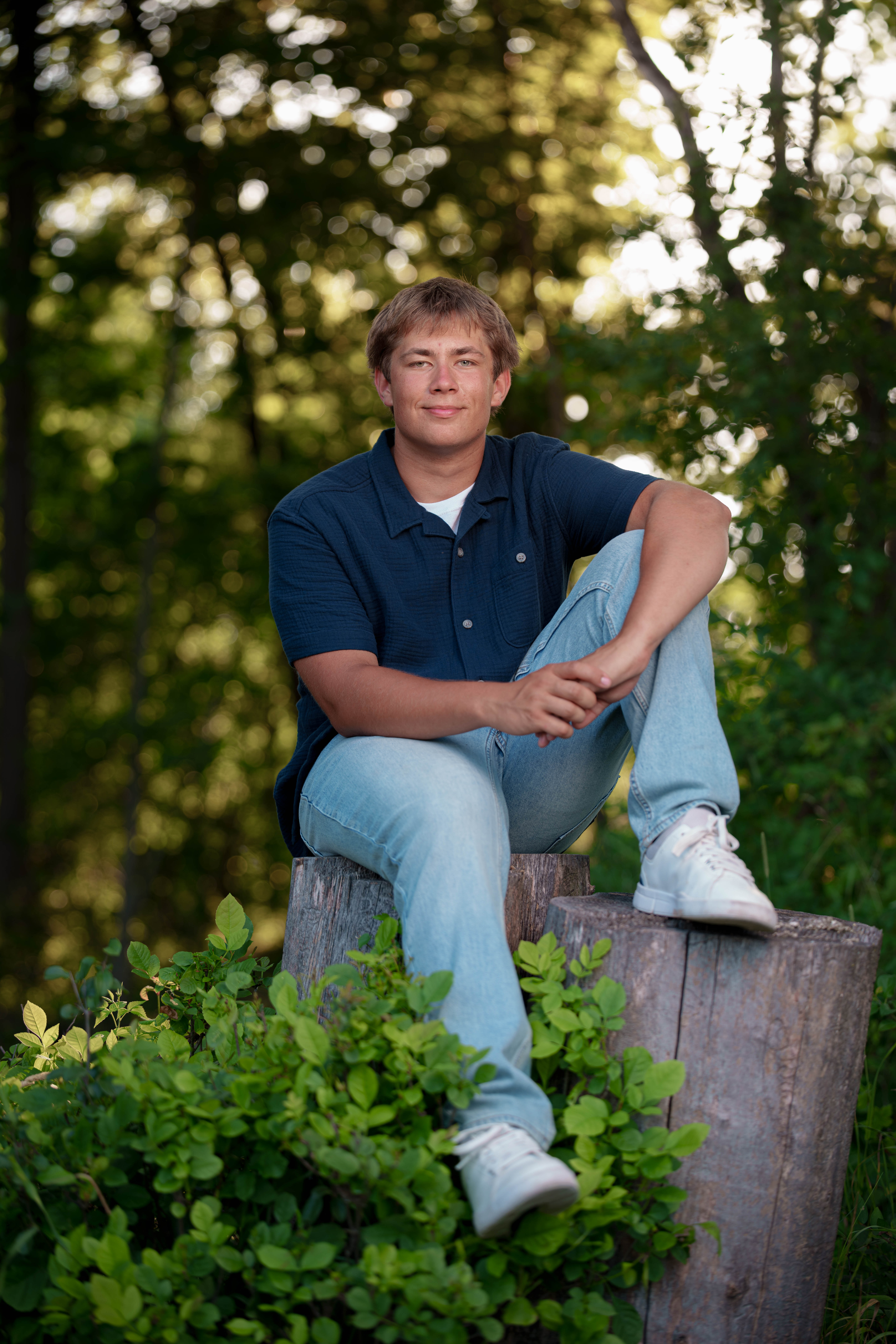 Beckett Johnson poses for senior photos at Edgerton High School in Edgerton, Wisconsin on July 15th, 2025. Johnson will graduate in 2026. Photography by Ross Harried for Second Crop Creative.