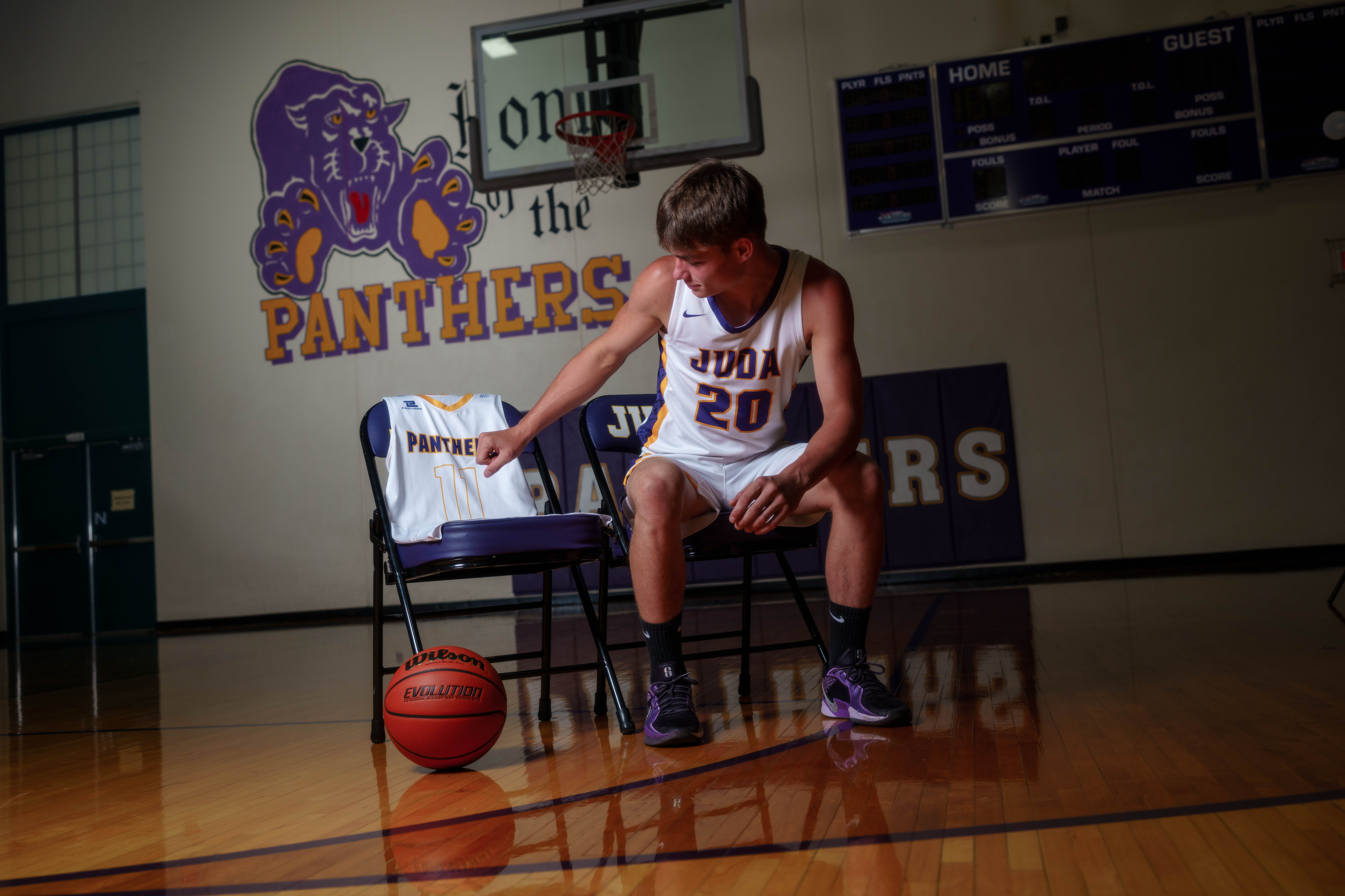 Click to View Larger Jayden Brown poses for senior photos at Juda High School in Juda, Wisconsin on August 4th, 2025. Brown will graduate in 2026. Photography by Ross Harried for Second Crop Creative.