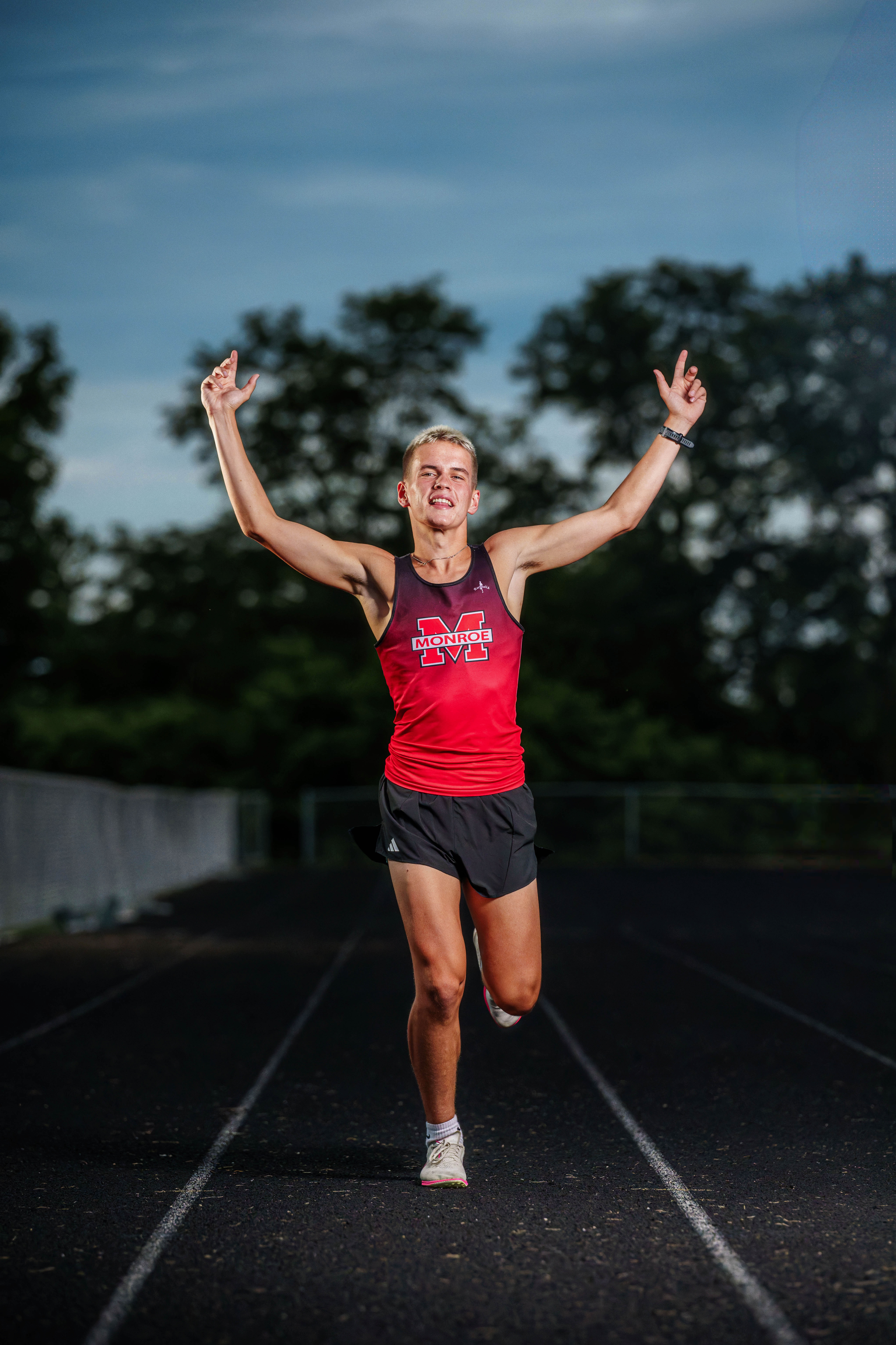 Click to View Larger Tre Dammen poses for senior photos in Monroe Wisconsin on August 11th, 2025. Dammen will graduate in 2026. Photography by Ross Harried for Second Crop Creative.