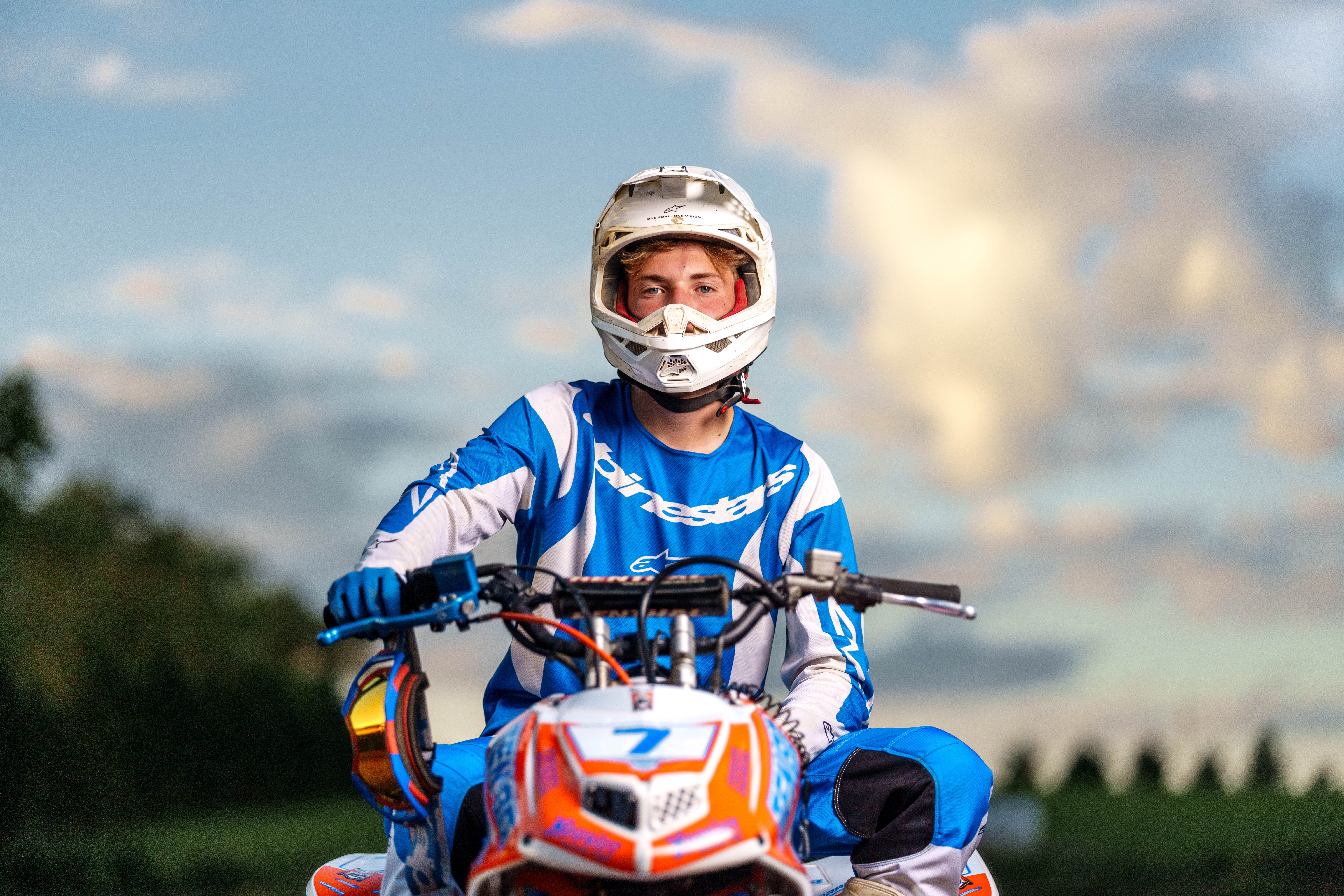 Click to View Larger Hans Brandt poses for senior photos in Monroe, Wisconsin on August 26th, 2025. Brandt will graduate in 2026. Photography by Ross Harried for Second Crop Creative.