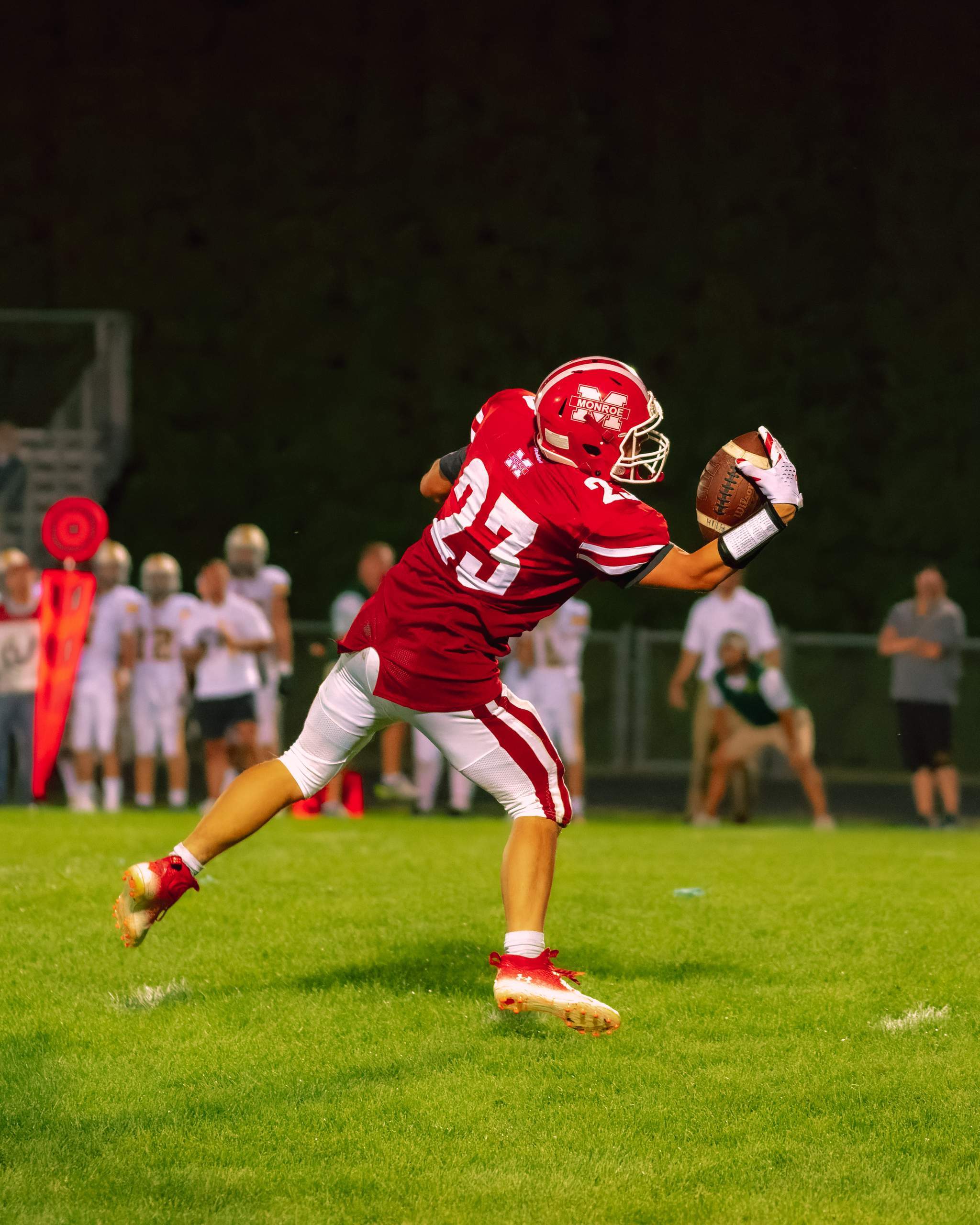 Monroe vs Beaver Dam Football, August 18th, 2023, photography by Ross Harried for Second Crop Sports