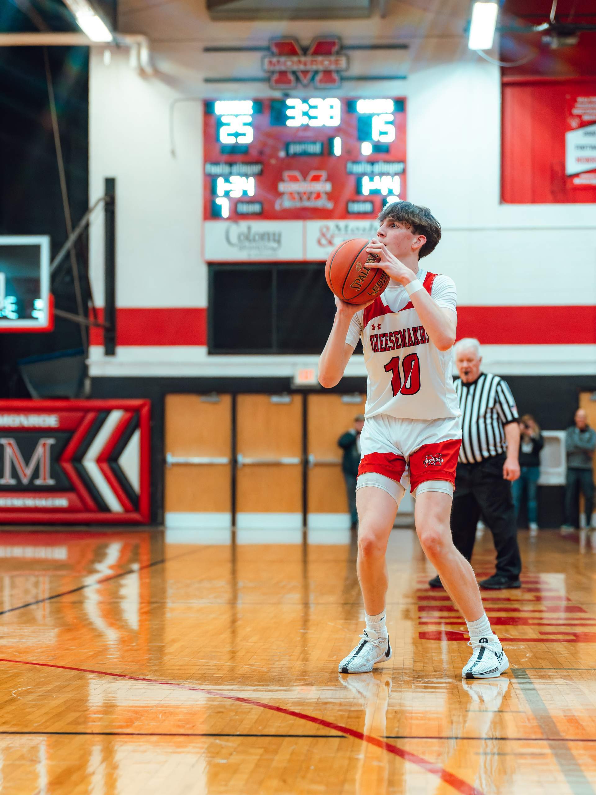 Monroe vs. Delavan-Darien Basketball, February 19th, 2024, photography by Ross Harried for Second Crop Sports