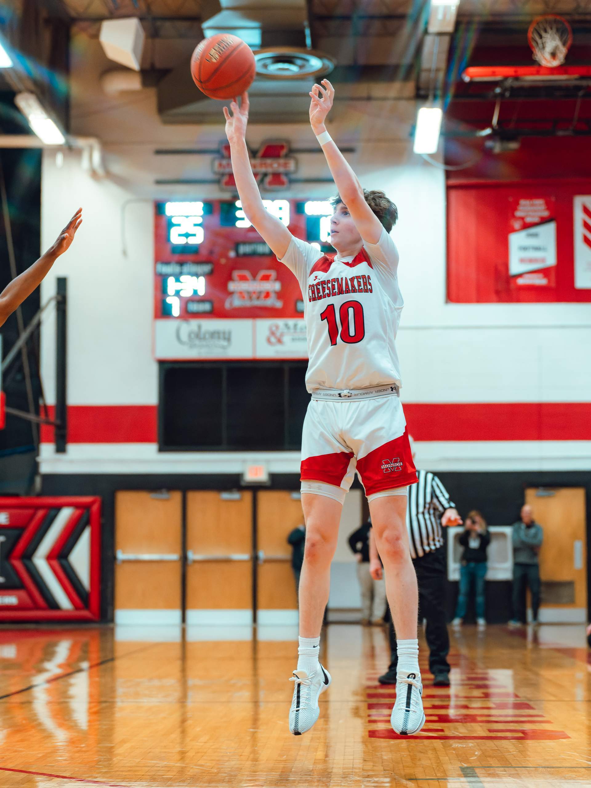 Monroe vs. Delavan-Darien Basketball, February 19th, 2024, photography by Ross Harried for Second Crop Sports