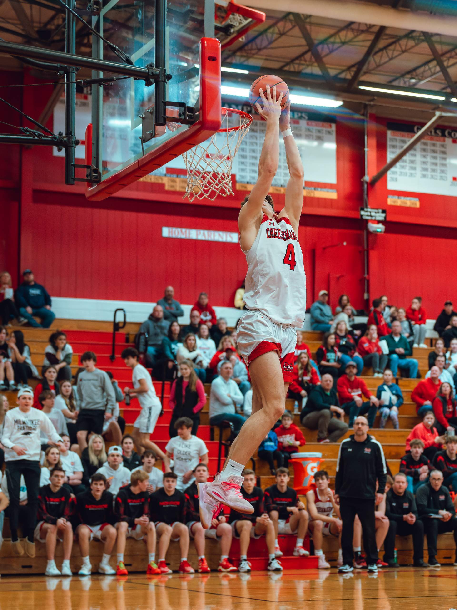 Monroe vs. Delavan-Darien Basketball, February 19th, 2024, photography by Ross Harried for Second Crop Sports